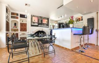 4 Bedroom Beautiful Home In Mougins - Mougins - 7