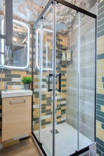 Elegant Triplex in Paris - Ideal for 10 - Aircon - París - 8