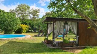 Häuschen im Grünen mit Pool, Feuerstelle & großem Garten - 0