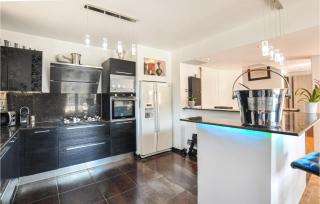 4 Bedroom Beautiful Home In Mougins - Mougins - 5