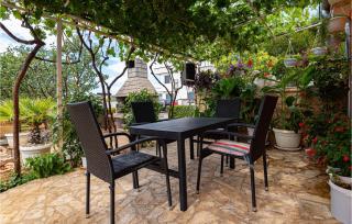 Apartment Vodice With Sea View 12 - Vodice - 4