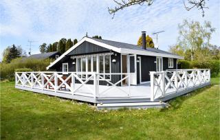Two-Bedroom Holiday Home In Dronningmolle - Dronningmølle - 0