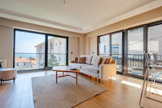Bosphorus View with 2 Bedrooms - Istanbul - 9