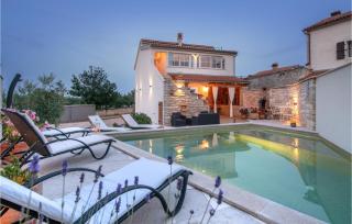 Holiday Home Kavran Ii - 1
