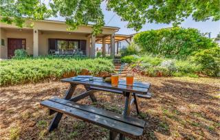 Amazing Home In Medulin With Wifi - 2