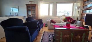 Spacious Design Apartment - 6