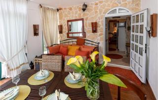 Gorgeous Apartment In Blace With Wifi - 6