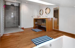 Stunning Home In Etoile Sur Rhône - Étoile-sur-Rhône - 4