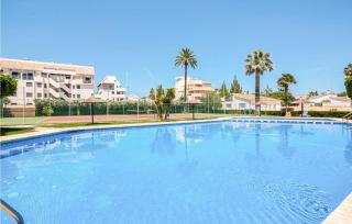 2 Bedroom Beautiful Apartment In Denia - Denia - 9