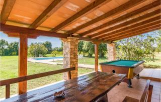 4 Bedroom Awesome Home In Pula - Muntić - 6