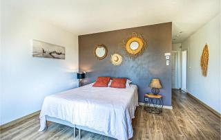 Nice Home In La Londe Les Maures - La Londe-les-Maures - 4