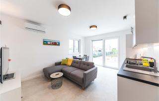 Nice Apartment In Kastel Novi With Wifi - Kaštela - 9