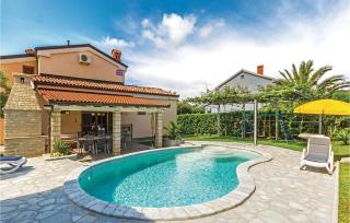 Beautiful Home In Pula - 5