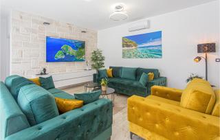 Beautiful Home In Kraj With Wifi - Kraj - 7