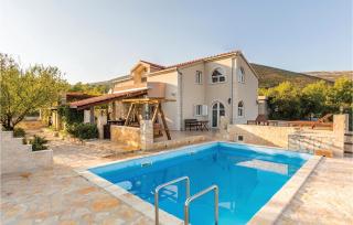 Four-Bedroom Holiday Home In Kastel Novi - Kastel Novi - 9