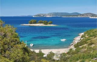 Five-Bedroom Holiday Home Primosten With Sea View 06 - Primošten - 0