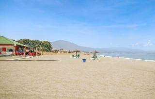 Amazing Apartment In Estepona With Wifi - Estepona - 3