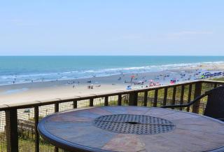 Oceanfront in Heart of N Myrtle Beach with Pool - Myrtle Beach - 5