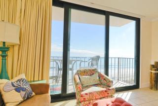 Oceanfront in Heart of N Myrtle Beach with Pool - Myrtle Beach - 1