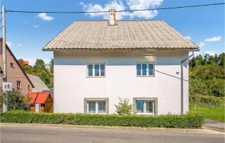 2 Bedroom Awesome Apartment In Fuzine - 2