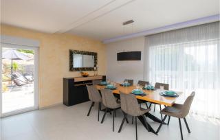 Gorgeous Home In Donji Vinjani - Topići - 6