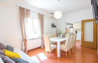 Three-Bedroom Holiday Home Krsan With An Outdoor Swimming Pool 07 - 9