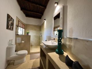 The Wild Blue Lodge SAFARI & SPA - Hoedspruit - 9