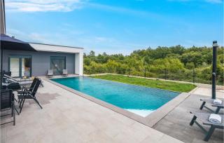 Awesome Home In Zminj With Wifi - Žminj - 3