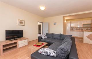 Four-Bedroom Holiday Home In Lisicic - Lisičići - 6