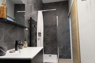 Suite Beaulieu 5 - Charmant Appartement Moderne 2 ch- vue Cathédrale - 5