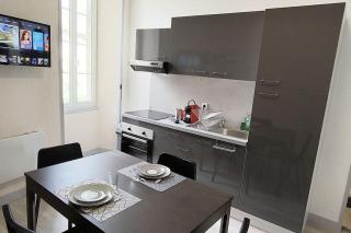 Suite Beaulieu 5 - Charmant Appartement Moderne 2 ch- vue Cathédrale - Angulema - 2