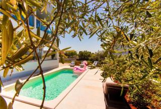 Villa with Pool and Mesmerizing Sea View - Fažana - 4