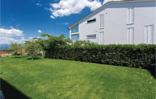 Nice Apartment In Malinska With Wifi - Malinska - 4