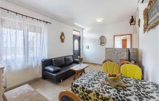 3 Bedroom Nice Apartment In Pula - Pula - 6