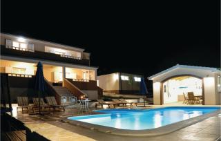 Awesome Home In Radosic - Radošić - 1