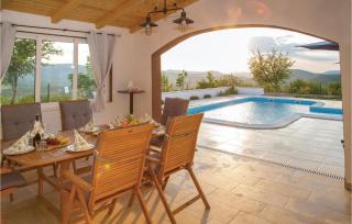 Awesome Home In Radosic - 4