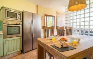 Gorgeous Home In Conil De La Frontera - 5