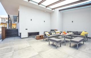 Cozy Home In Terzigno With Kitchen - Terzigno - 9