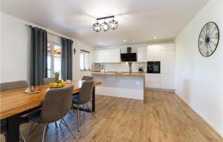 Lovely Home In Benkovac With Wifi - Benkovac - 8