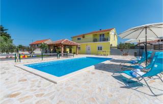Nice Apartment In Gornje Rastane - Donje Raštane - 0