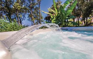 Awesome Home In Supetarska Draga - Supetarska Draga - 3