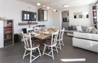 Three-Bedroom Holiday Home In Omis - Omiš - 9