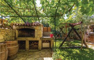 Lovely Home In Liznjan With Kitchen - Ližnjan - 6