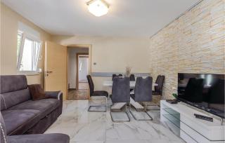 3 Bedroom Stunning Home In Bribir - Bribir - 8