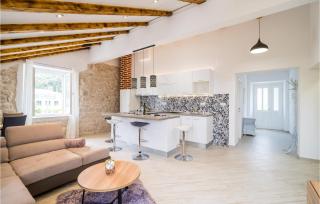 Amazing Home In Slano With Kitchen - Slano - 7