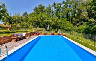 Cozy Home In Kupljenovo - 9