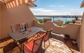 Beautiful Apartment In Dinjiska - 3