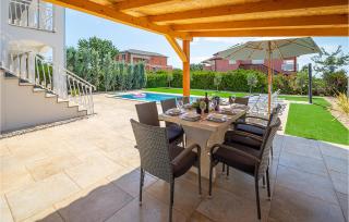 Amazing Home In Rosini With Wifi - Rošini - 8