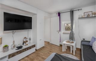 2 Bedroom Stunning Home In Bregi - Breza - 8