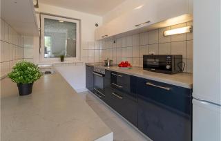 Amazing Home In Rosini With Wifi - Rošini - 4